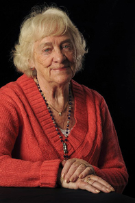 Annie Hogendorp-Zurburg, geboren 4 januari 1923, Palmdwarsstraat